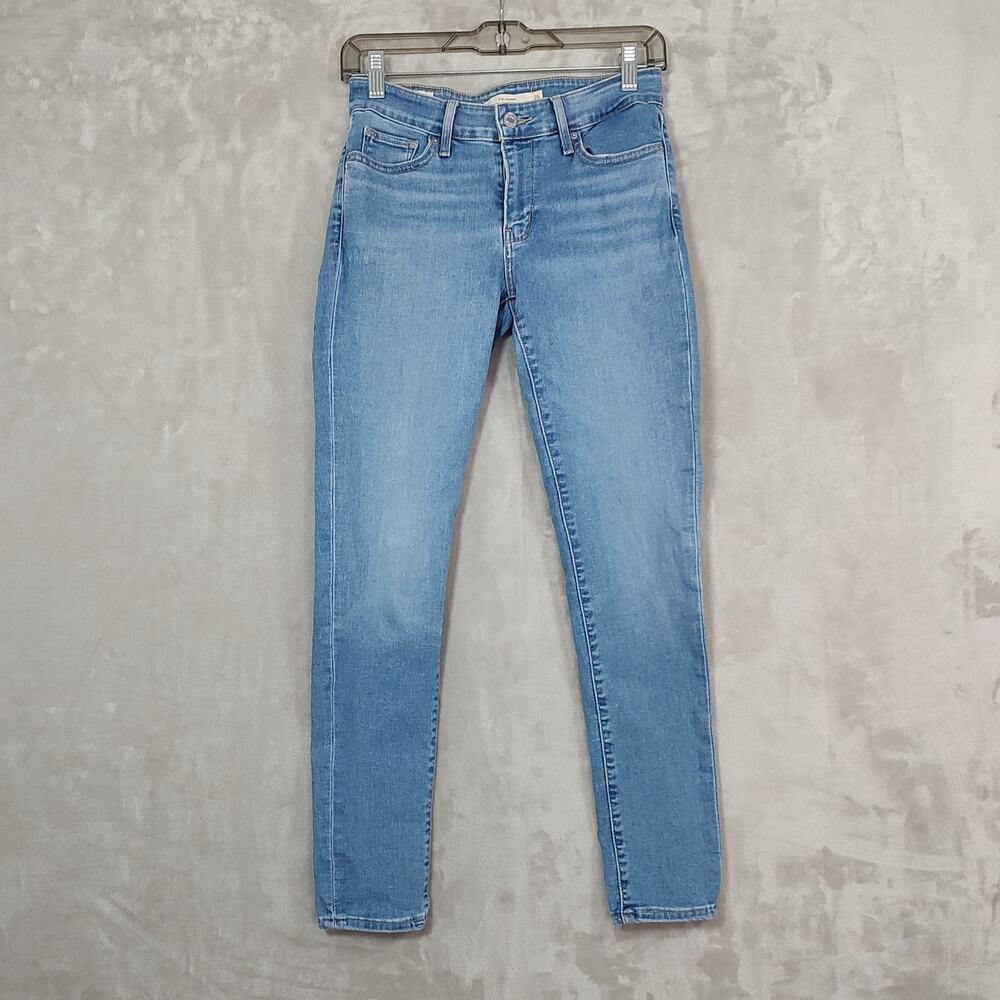 Women's Levi's Jeans 711 Skinny Size 26x28 Blue Straight Leg 5 Pocket Design